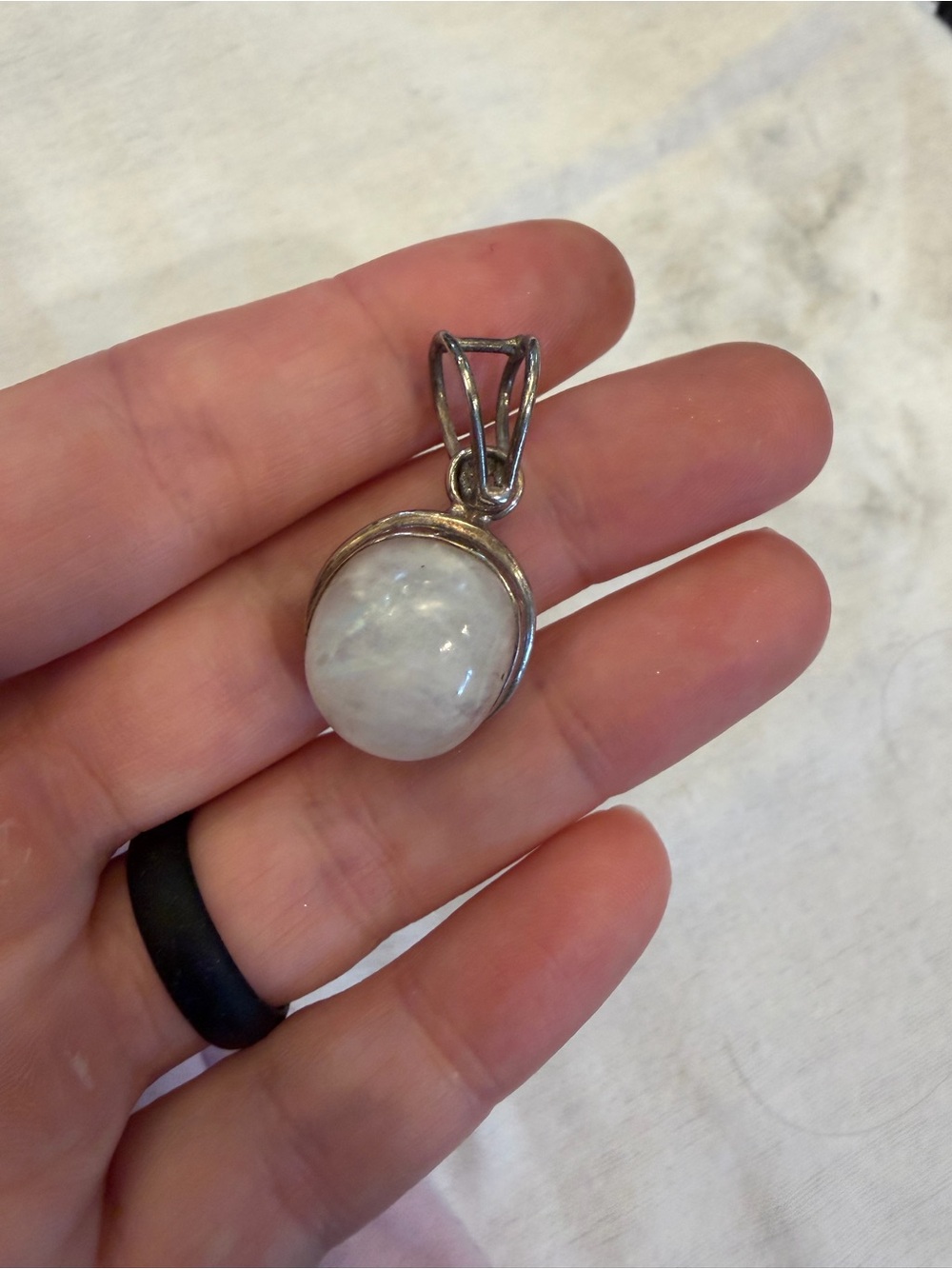 Sterling Silver Moonstone Pendant